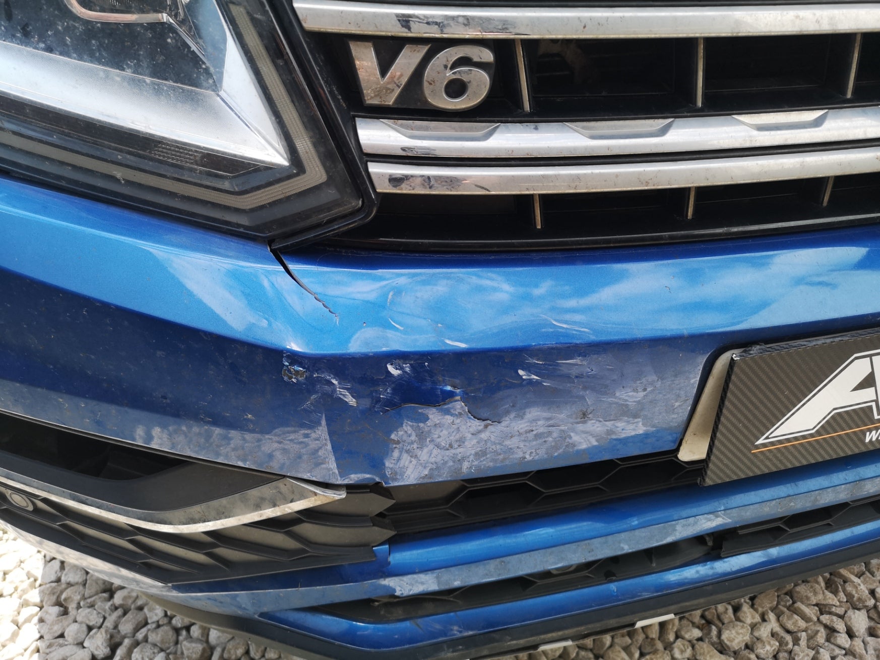 Volkswagen Amarok Front Damage