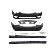 Carica l&#39;immagine nel visualizzatore di Gallery, Mercedes W203 C32 AMG Design Kit
