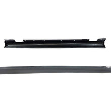 Cargar imagen en el visor de la galería, Mercedes W204 Coupe 2007-13 AMG Style Side Skirts
